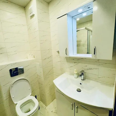 Apartment Cherry With 2 Bedrooms