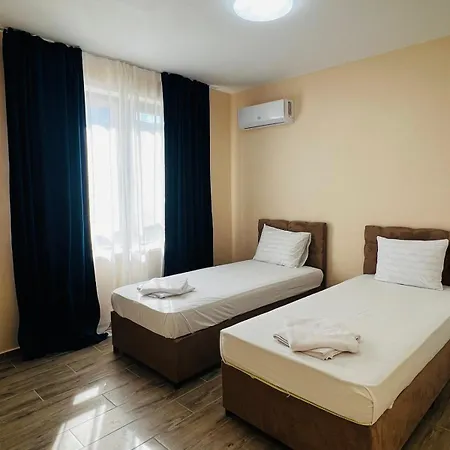 Cherry With 2 Bedrooms Apartment