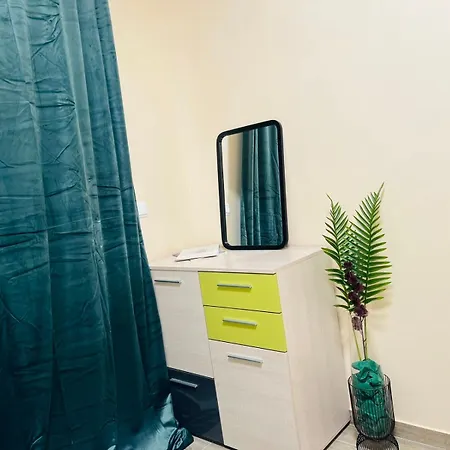 Cherry With 2 Bedrooms Apartment Sofia