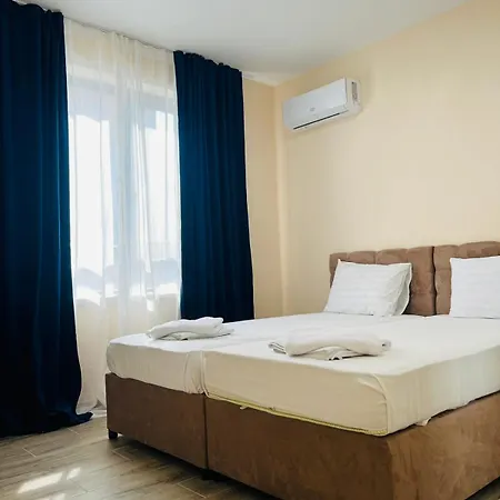 Апартаменти Cherry With 2 Bedrooms